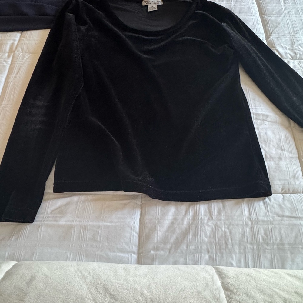 Velvet Black Long-Sleeve Velvet Top